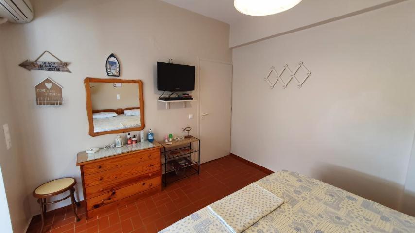 Nea Styra Seafront Apartment With Stunning View מראה חיצוני תמונה